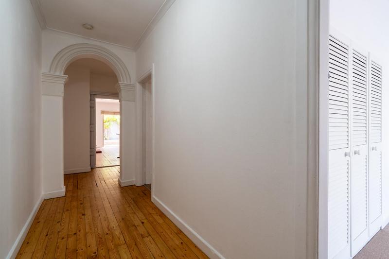 2 Bedroom Property for Sale in Harfield Village Western Cape